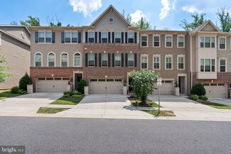 2413 MacMullen Dr, Gambrills, MD 21054