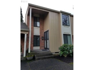 1776 Bonniebrae Dr, Lake Oswego, OR 97034
