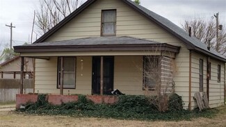 311 SW 3rd St, Laverne, OK 73848