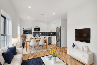 157 Madison St Unit 2, Brooklyn, NY 11216