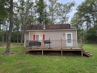 529 Lucas Ridge Rd, Snow Shoe, PA 16874