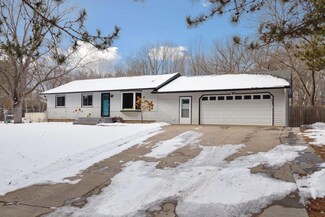 32110 Elk Ln, Stacy, MN 55079