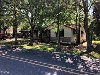 3907 Griffin St, Moss Point, MS 39563