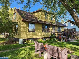 431 10th St NW, Chisholm, MN 55719