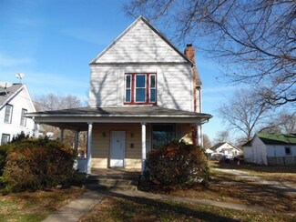 304 E Benton St, Windsor, MO 65360