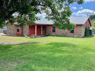 3377 W Moonlight Dr, Robinson, TX 76706