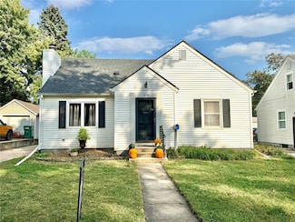 1214 Northwestern Ave, Ames, IA 50010