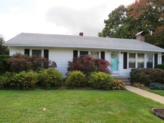 185 President Rd, Manchester, NH 03103