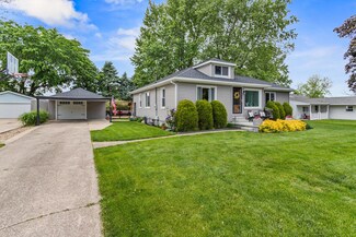407 N Vorcey St, Tolono, IL 61880