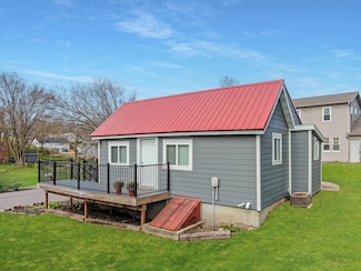 310 Madison St, Hillsboro, WI 54634