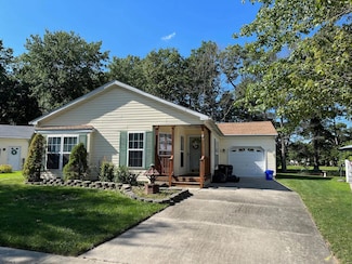 157 Muirfield Ct, Hamilton, NJ 08330