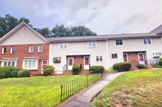 45 Willow Creek Dr, Hudson, NH 03051