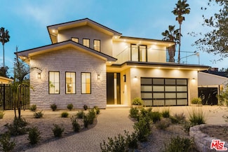 12427 Cumpston St, Valley Village, CA 91607