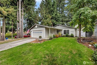 318 Rollingwood Dr, Kelso, WA 98626