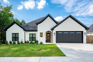 2960 Salem Oaks Dr, Conway, AR 72034
