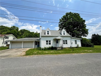 4 Ostrander St, Glen Aubrey, NY 13777