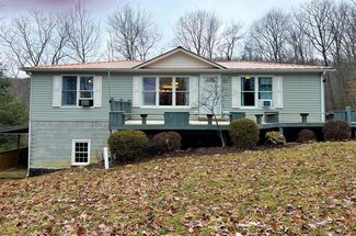 6681 Beeson Rd, Beeson, WV 24714