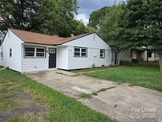 2720 Englehardt St, Charlotte, NC 28216