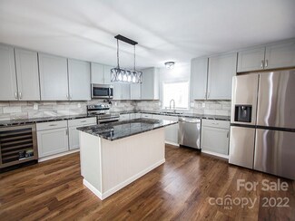 668 Preston Brooks Dr, Catawba, SC 29704
