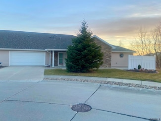 8656 N 162nd Plaza, Bennington, NE 68007