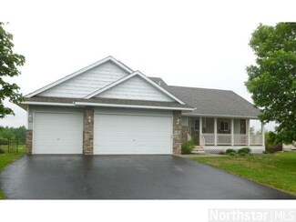 22810 22810 Zion Pkwy NW, Oak Grove, MN 55005