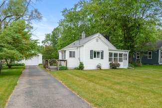 23 Allison Dr, Battle Creek, MI 49037