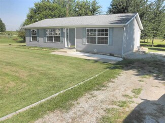 4178 W Hughes Dr, Silver Lake, IN 46982