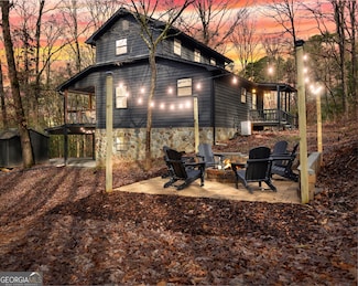 136 Fox Run Dr, Blue Ridge, GA 30513