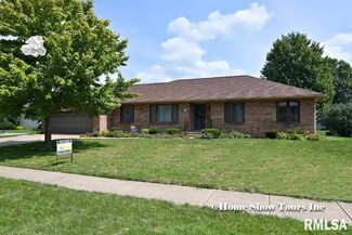 519 N Downey St, Walcott, IA 52773