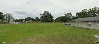 5152 Martin Luther King Dr, Bowling Green, FL 33834