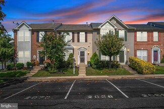 2068 Sumner Dr, Frederick, MD 21702