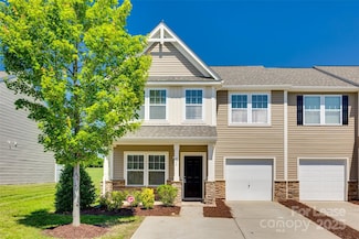 826 Summerlake Dr, Fort Mill, SC 29715