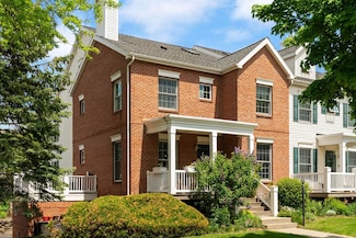 6002 Dell Dr Unit 6002, Madison, WI 53718