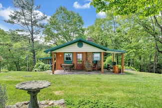 677 Bel Air Rd, Meadows of Dan, VA 24120