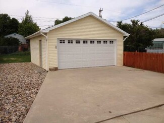 1309 Greenbriar St, Rapid City, SD 57701