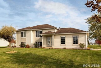 3538 Snip Dr, Holland, MI 49424