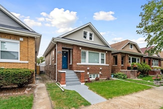 4630 W Montana St, Chicago, IL 60639