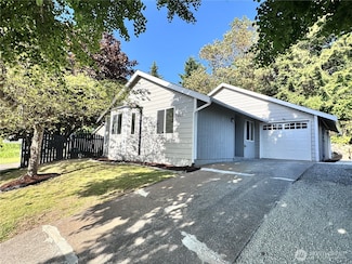 5611 S Cheyenne St, Tacoma, WA 98409