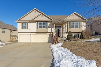 15350 NW 128th St, Platte City, MO 64079