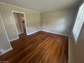 2609 Textile Dr, Greensboro, NC 27405