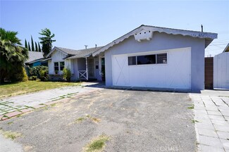 8622 Harriet Ln, Stanton, CA 90680