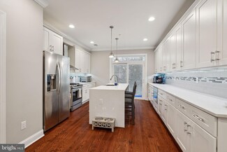 224 W Wildey St, Philadelphia, PA 19123