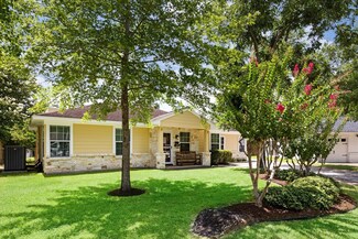 1433 Confederate Rd, Houston, TX 77055
