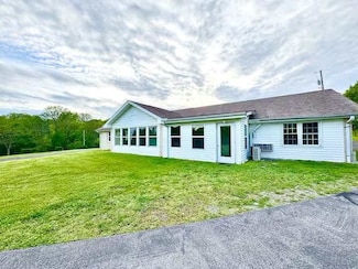 807 Upper Station Camp Creek Rd, Gallatin, TN 37066