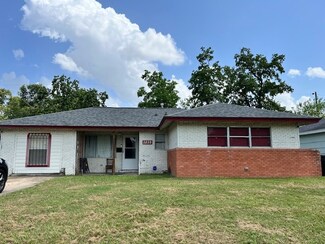5859 Belmark St, Houston, TX 77033