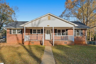 234 Ferndale Dr, Boiling Springs, SC 29316