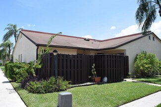 3703 Waterview Cir Unit 37C, Palm Springs, FL 33461