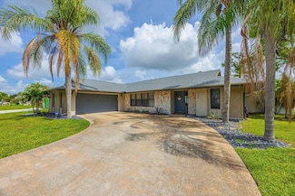 101 SW Chapman Ave, Port Saint Lucie, FL 34984