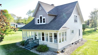 308 Cedar Ave S, Odessa, MN 56276