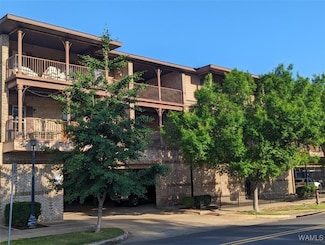 820 Frank Thomas Ave Unit 201, Tuscaloosa, AL 35401